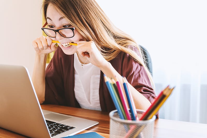 Pros and Cons of Computerized Adaptive Testing